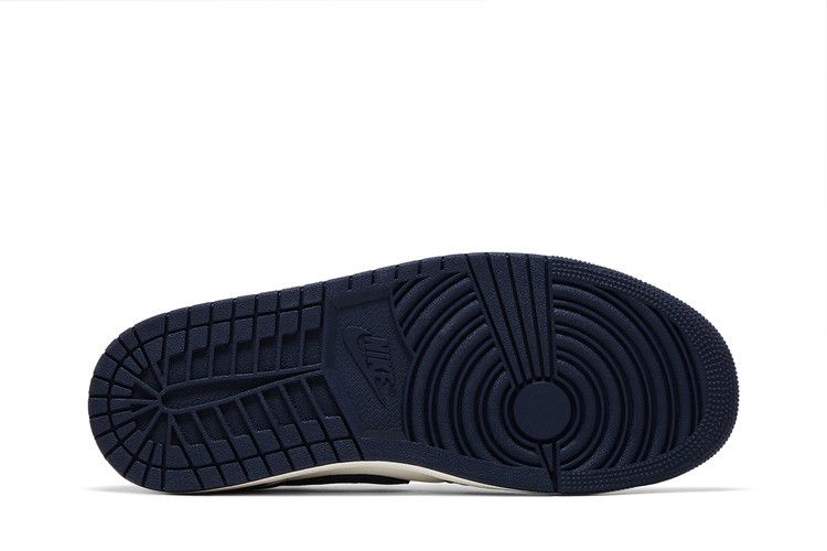 Jordan 1 Low OG Obsidian UNC