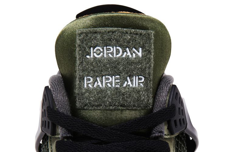 Jordan 4 Retro OG SP Undefeated (2025)