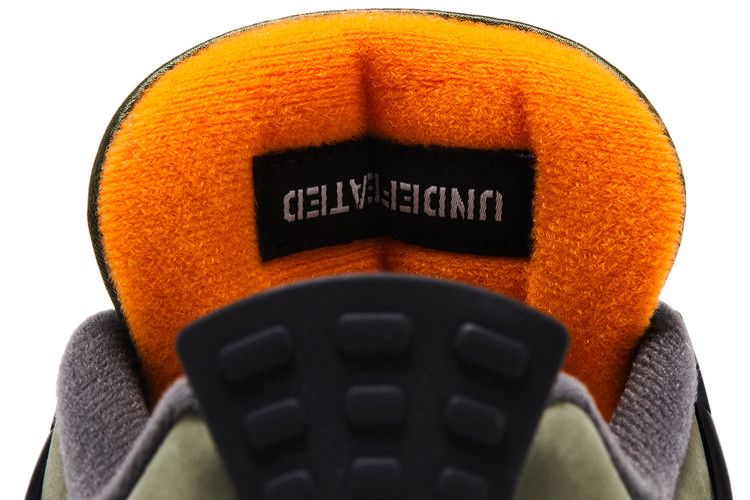 Jordan 4 Retro OG SP Undefeated (2025)