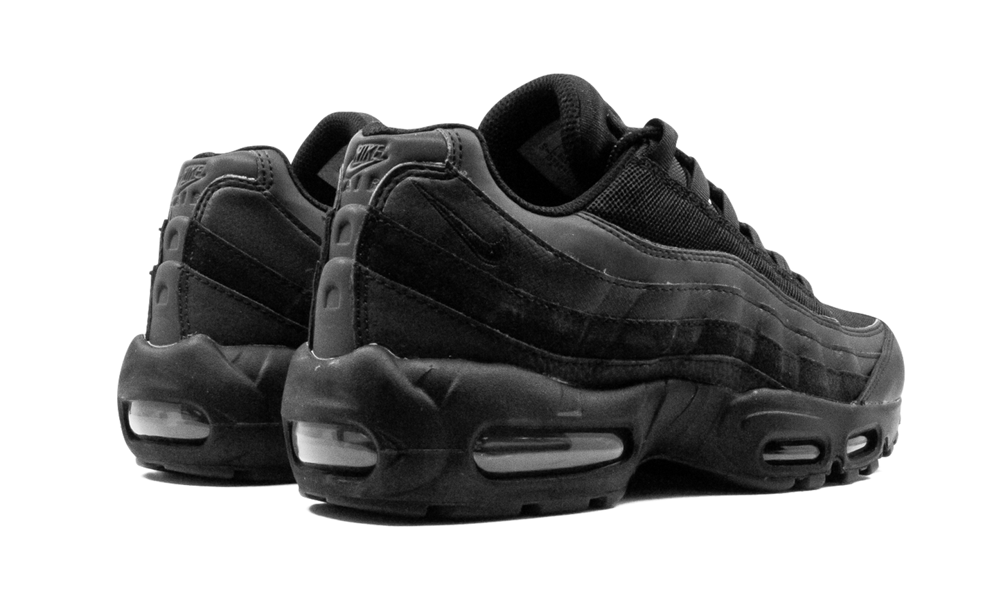 Nike Air Max 95 Essential Triple Black