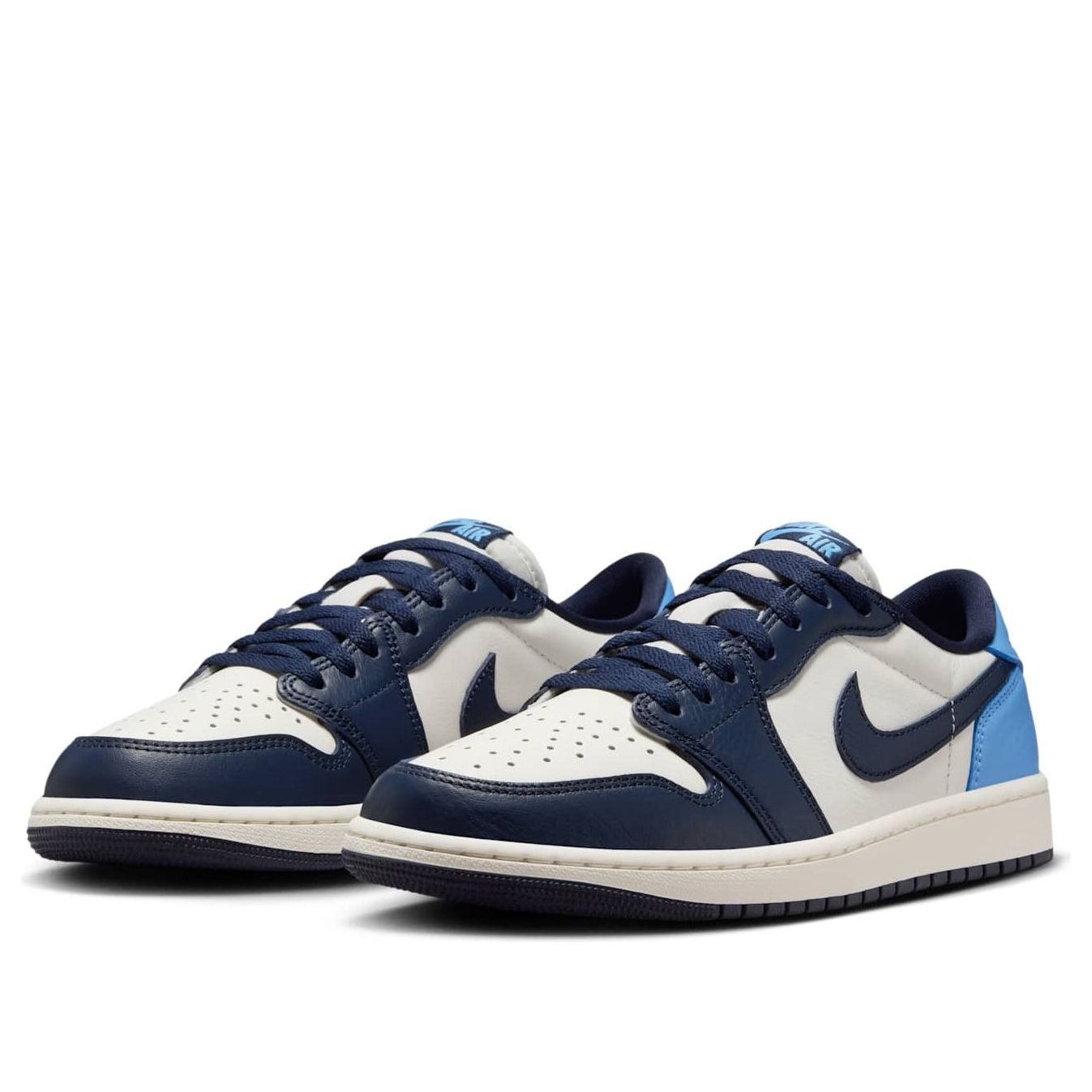 Jordan 1 Low OG Obsidian UNC