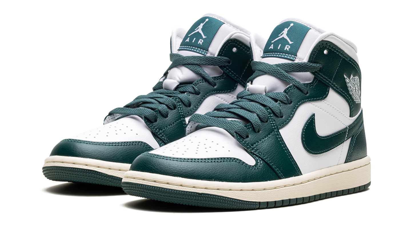 Jordan 1 Mid Oxidised Green (Women's)