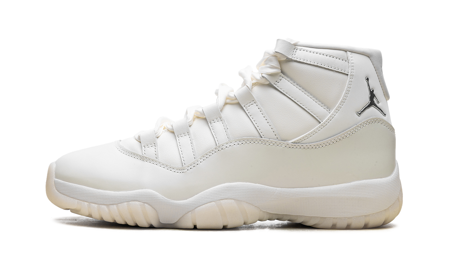 Jordan 11 Retro Pearl (Women's)