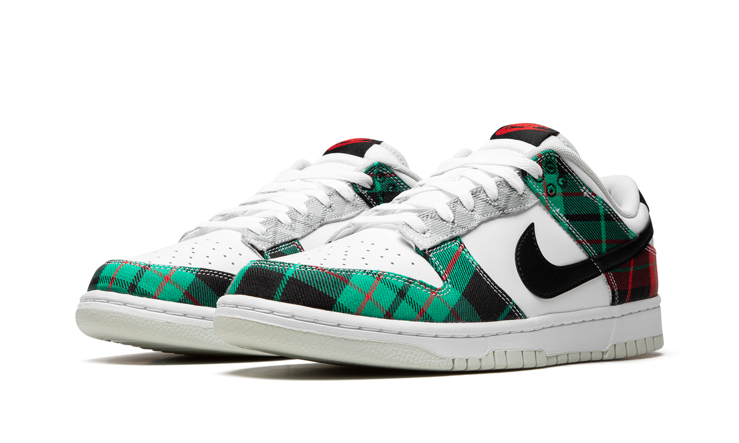Nike Dunk Low Tartan Plaid