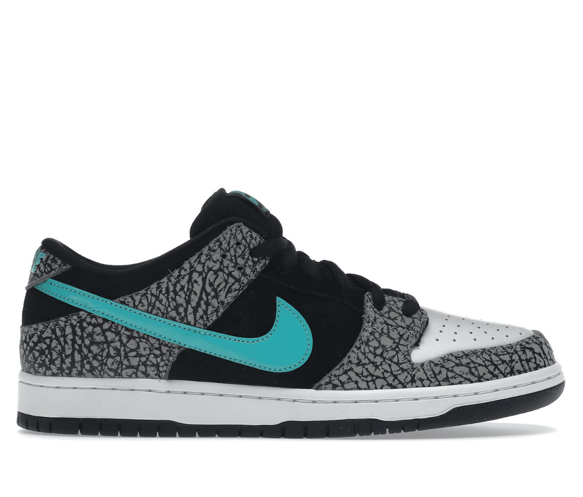 Nike SB Dunk Low atmos Elephant 