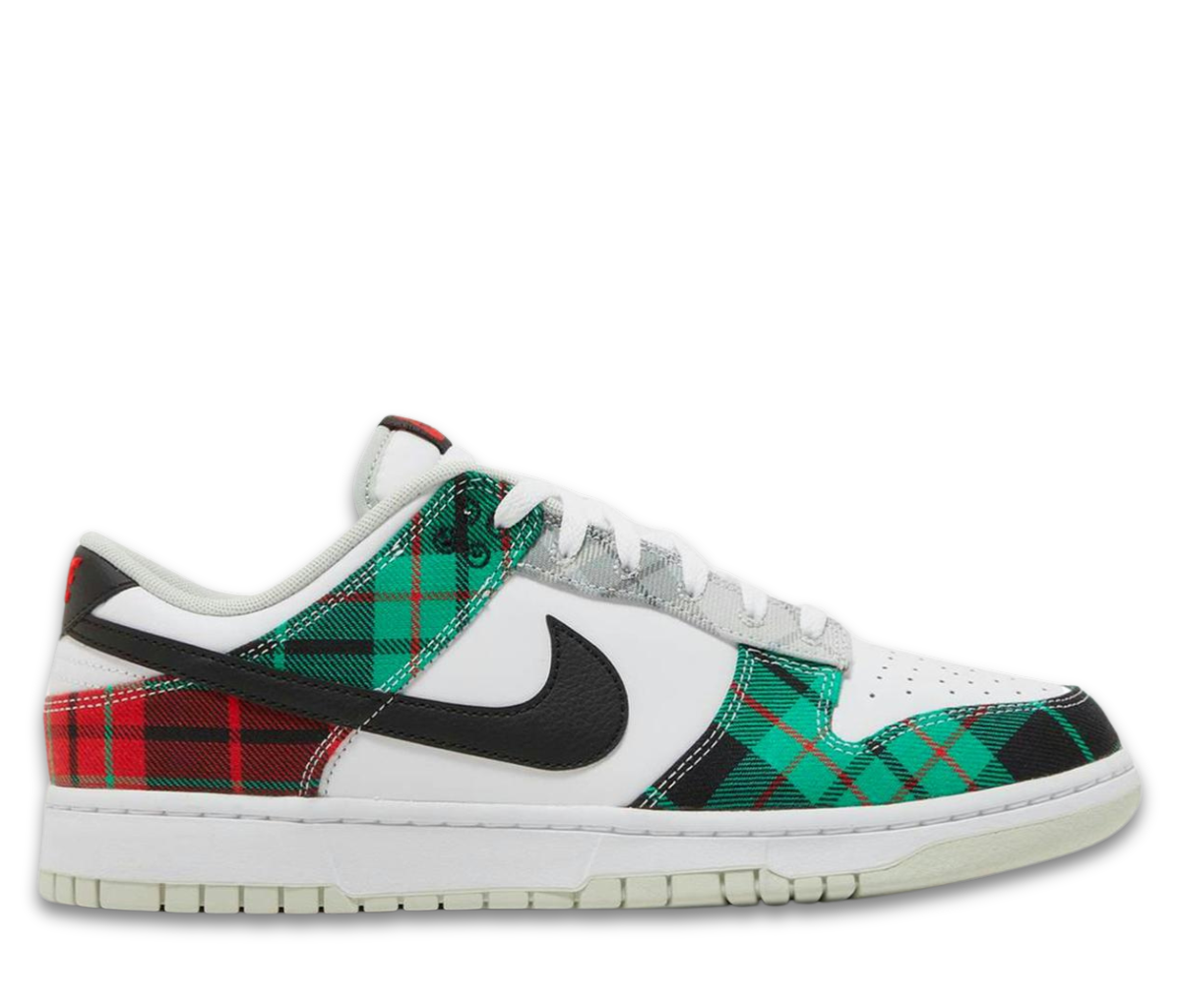 Nike Dunk Low Tartan Plaid