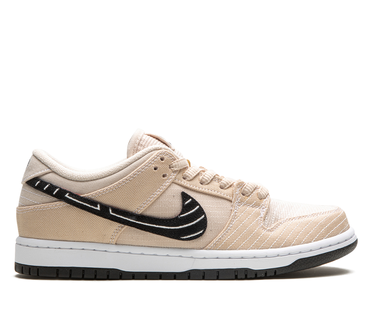 Nike SB Dunk Low Albino &amp; Preto 