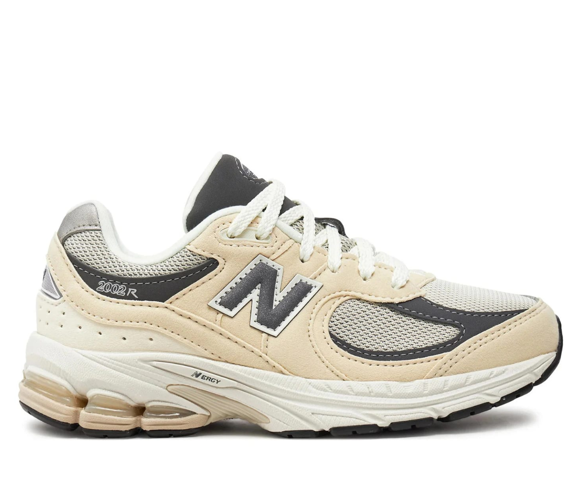 New Balance 2002R Sandstone Magnet (GS)