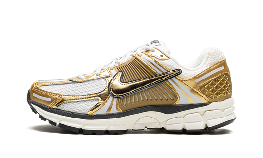 Nike Zoom Vomero 5 Metallic Gold (Women's)