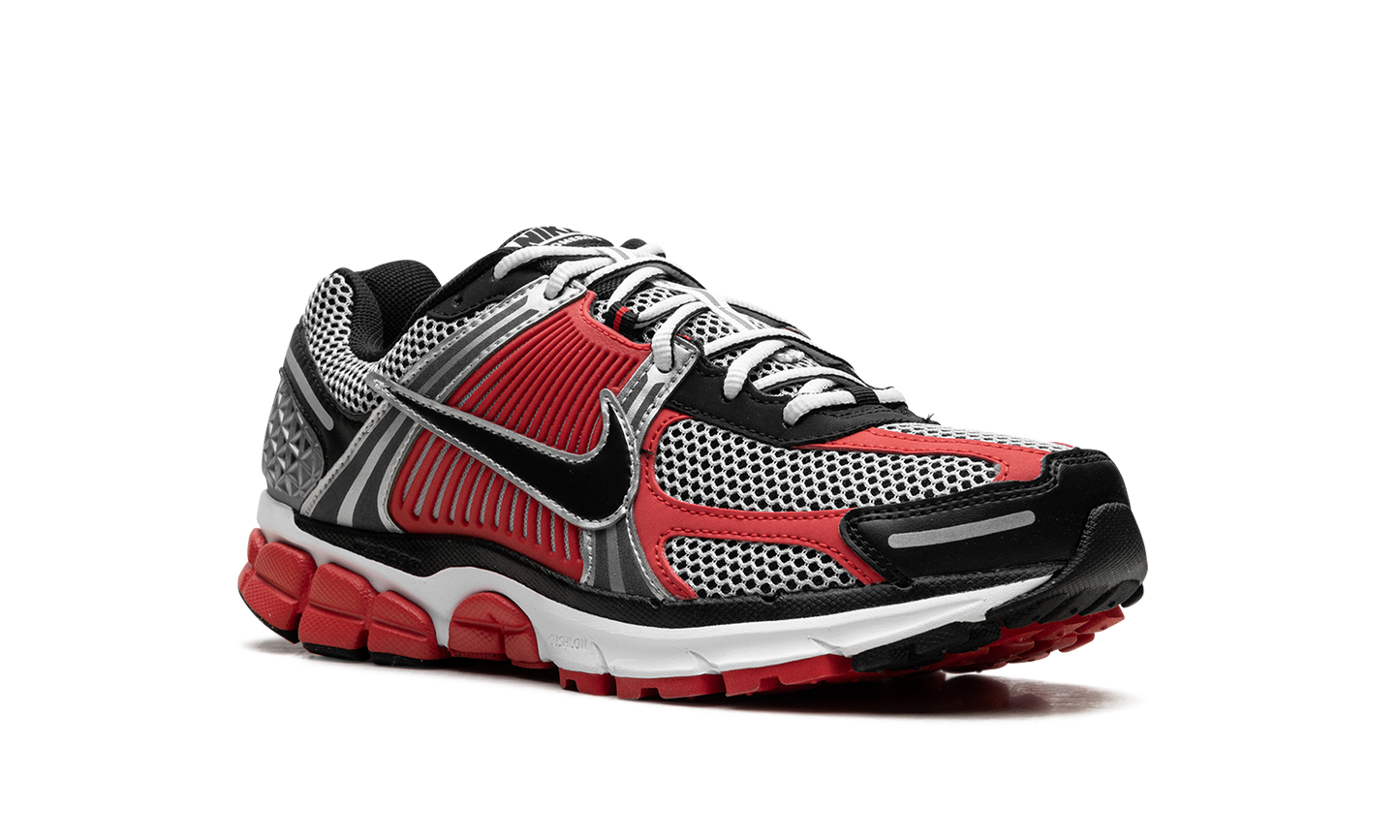Nike Zoom Vomero 5 Metallic Silver University Red