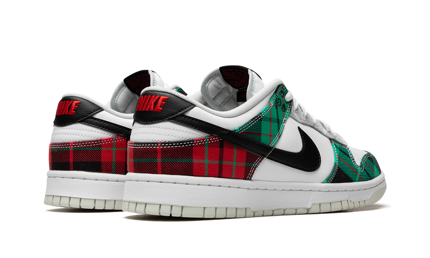Nike Dunk Low Tartan Plaid