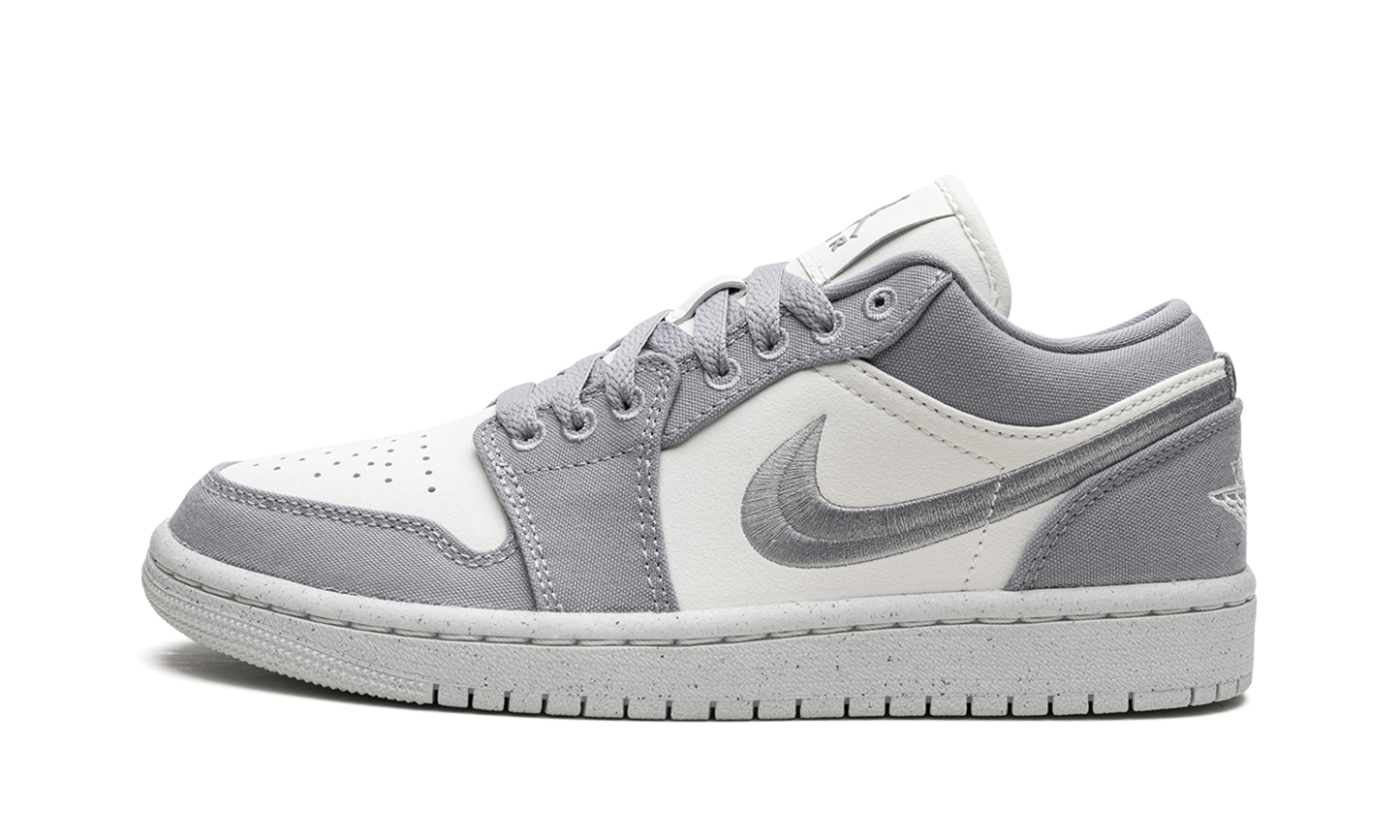 Jordan 1 Low SE Light Steel Gray (Damen)