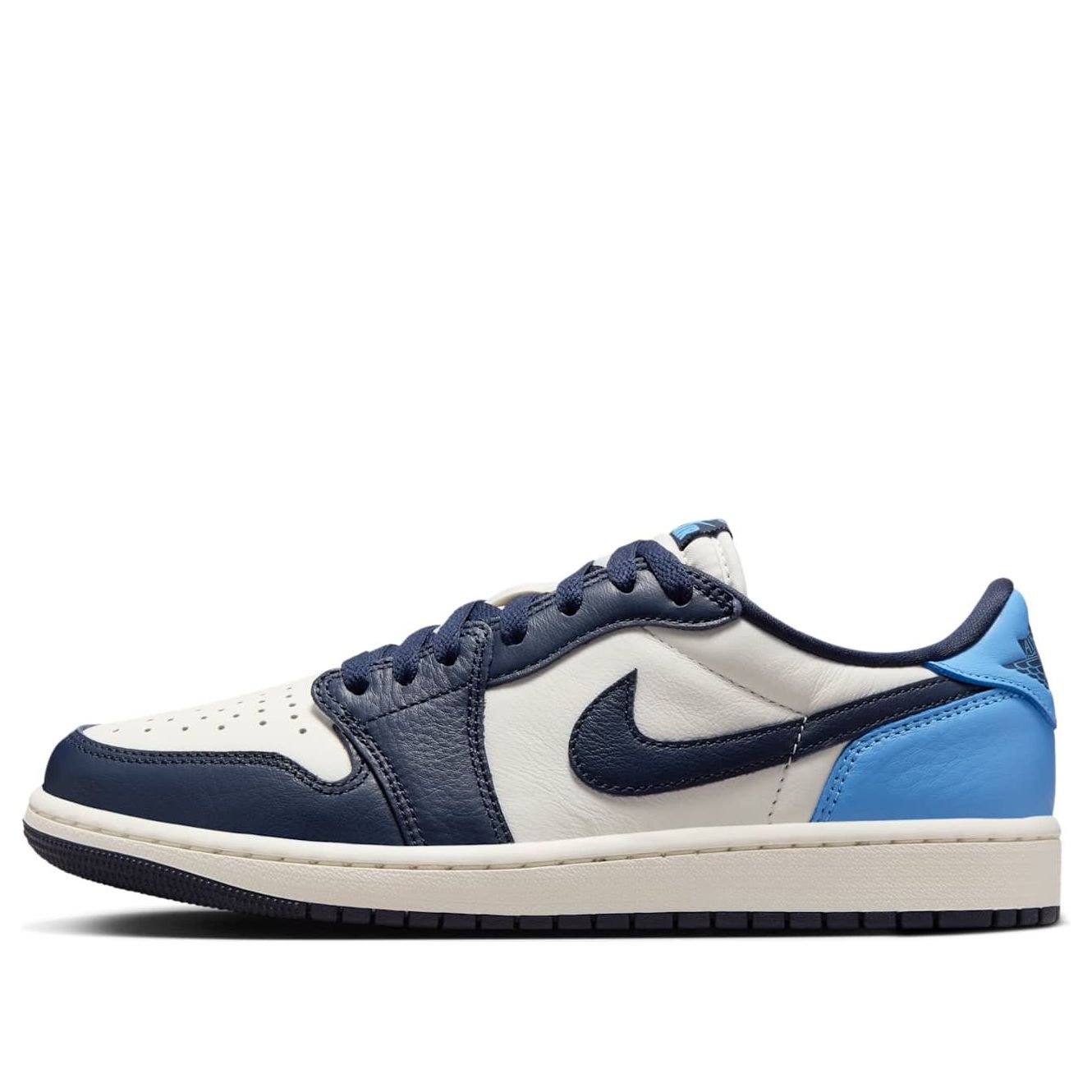 Jordan 1 Low OG Obsidian UNC