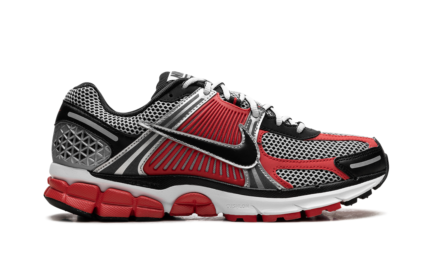 Nike Zoom Vomero 5 Metallic Silver University Red