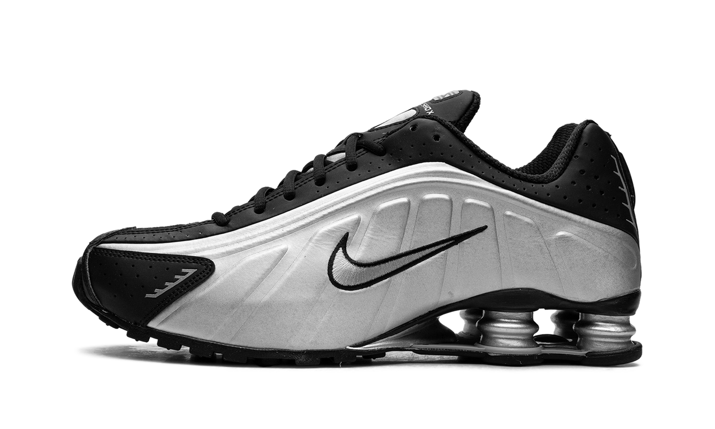 Nike Shox R4 Metallic Silver Black