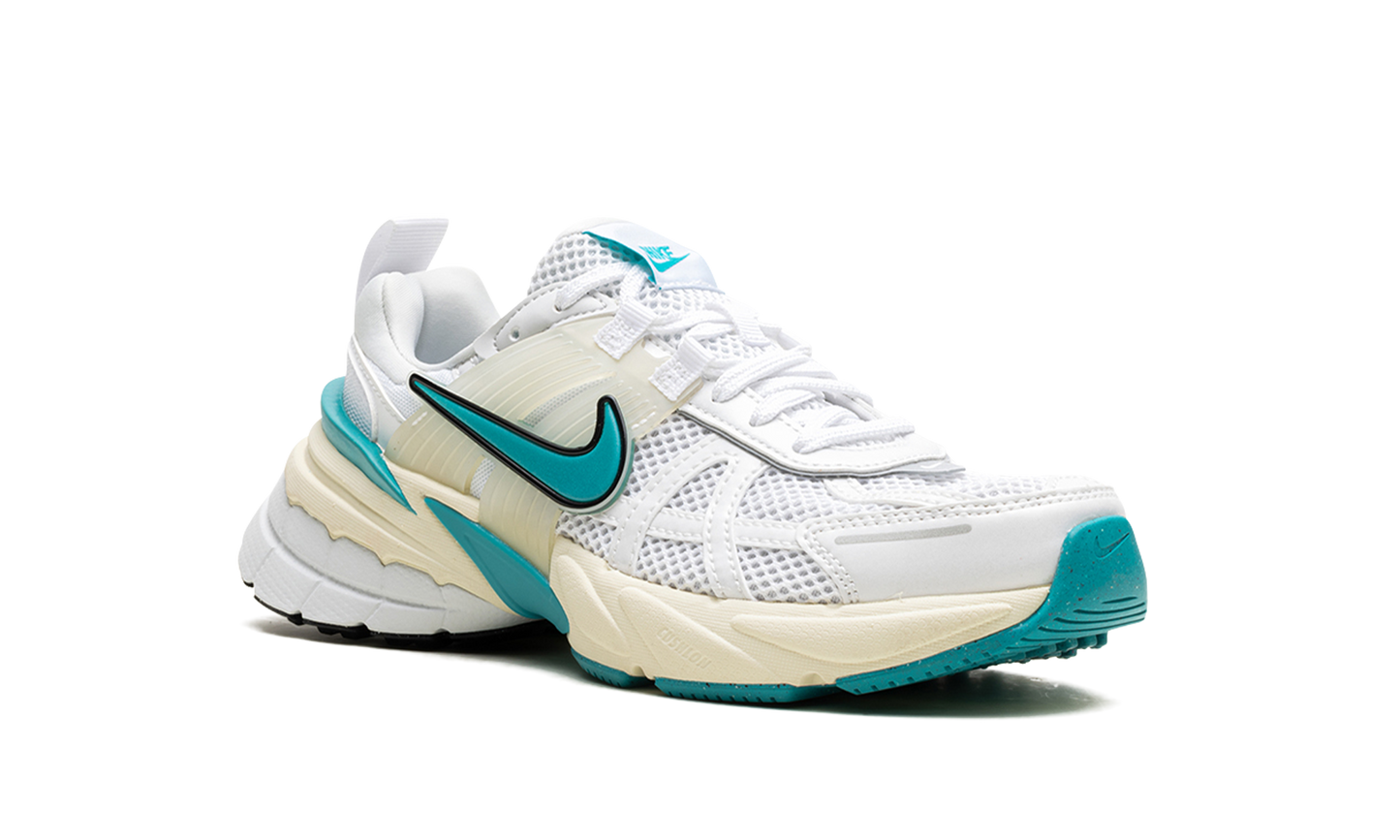 Nike V2K Run Dusty Cactus (Women's)