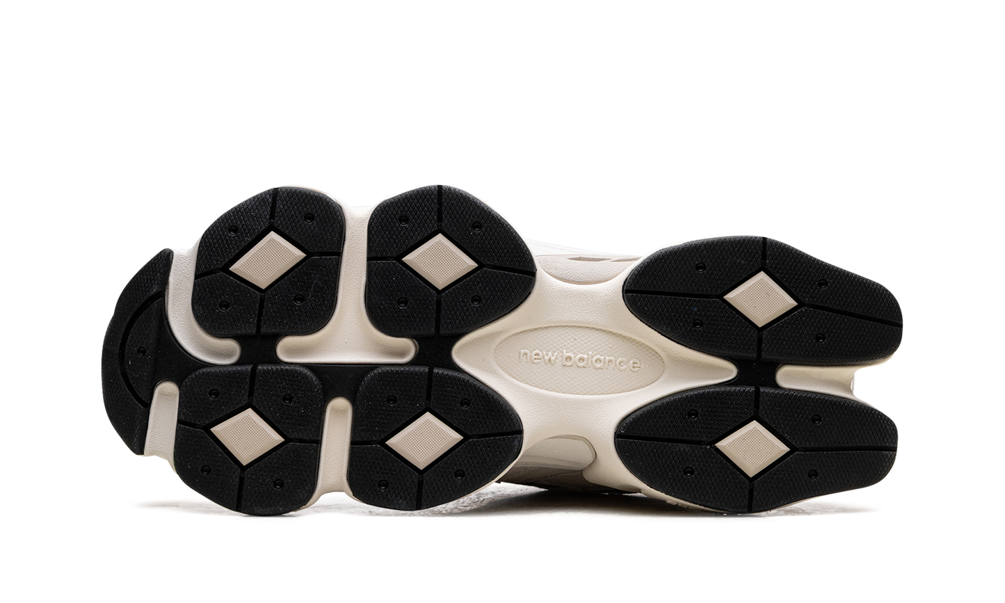 New Balance 9060 Linen Dark Juniper