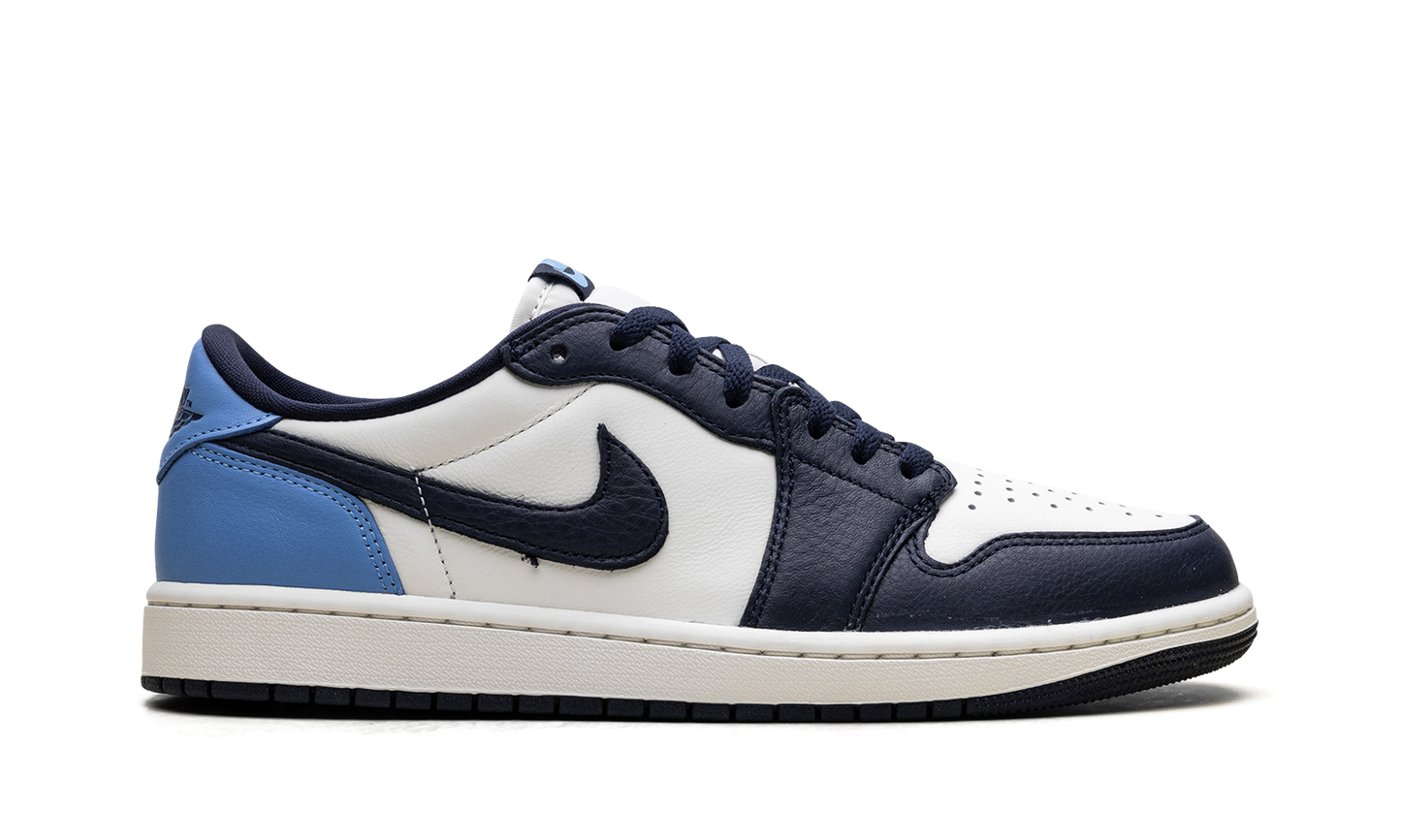 Jordan 1 Low OG Obsidian UNC