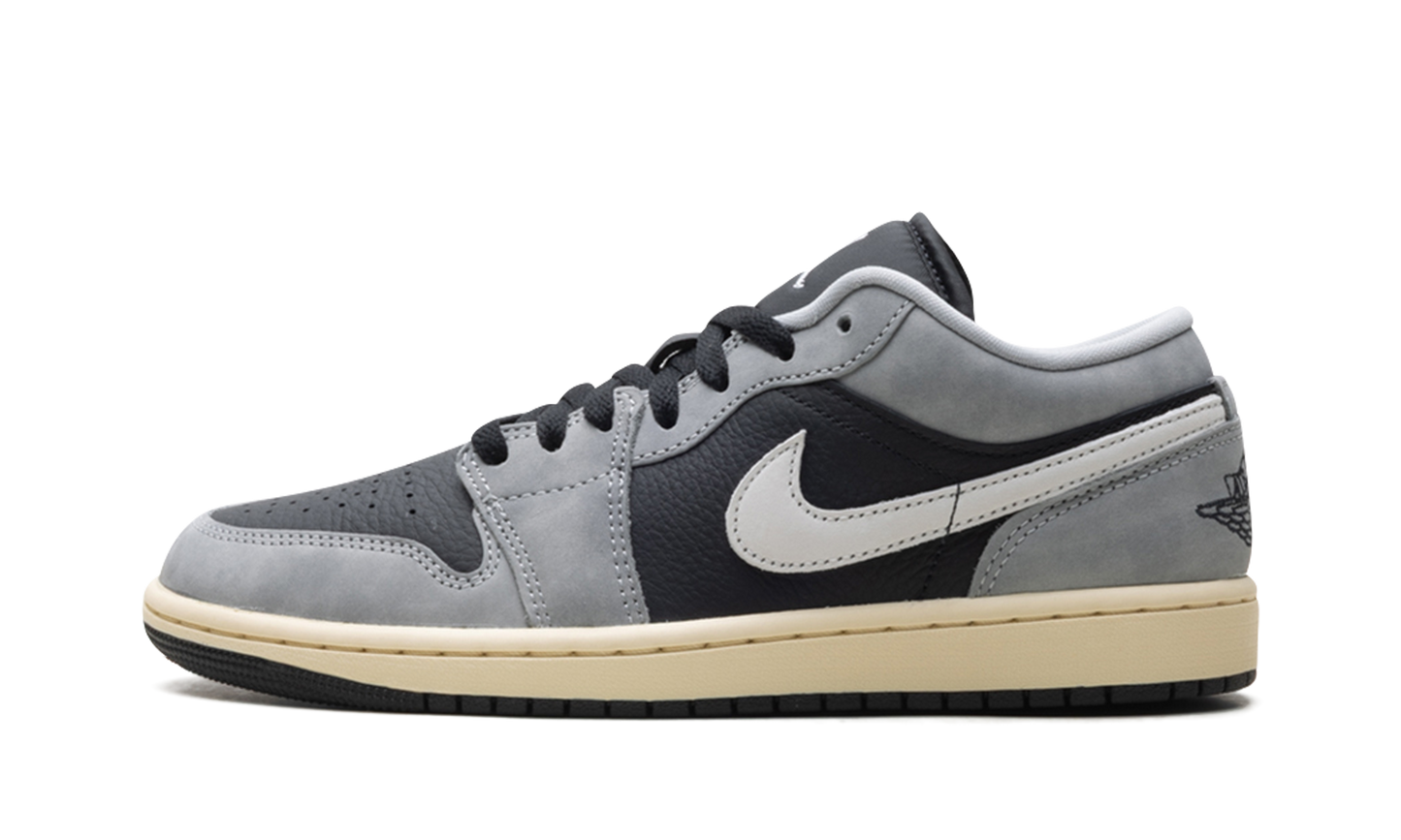 Jordan 1 Low Light Smoke Grey Off Noir