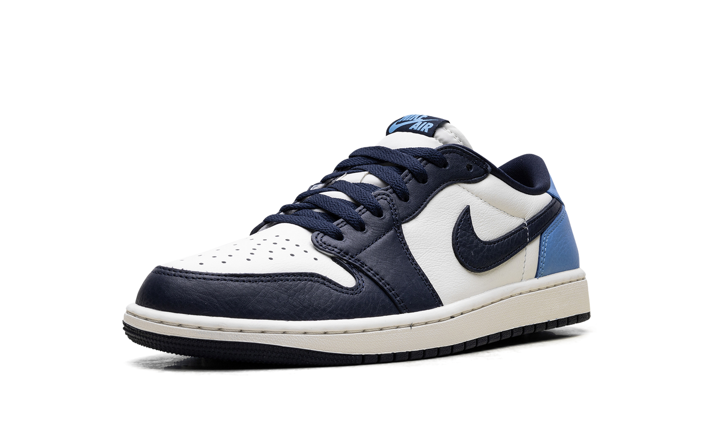 Jordan 1 Low OG Obsidian UNC