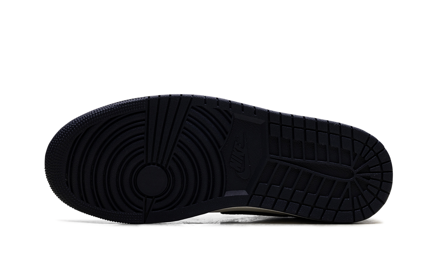 Jordan 1 Low OG Obsidian UNC