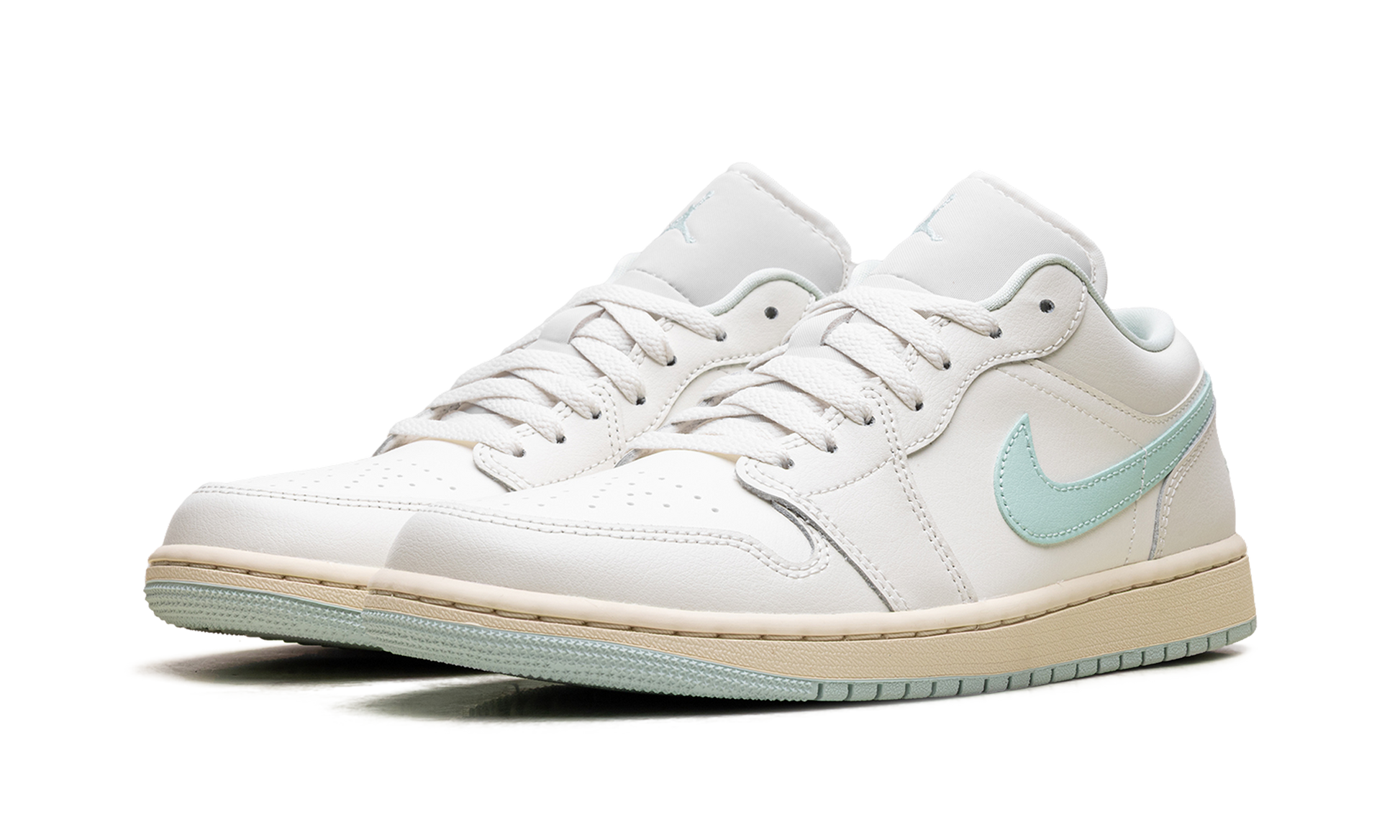 Jordan 1 Low Sail Igloo (Women's)