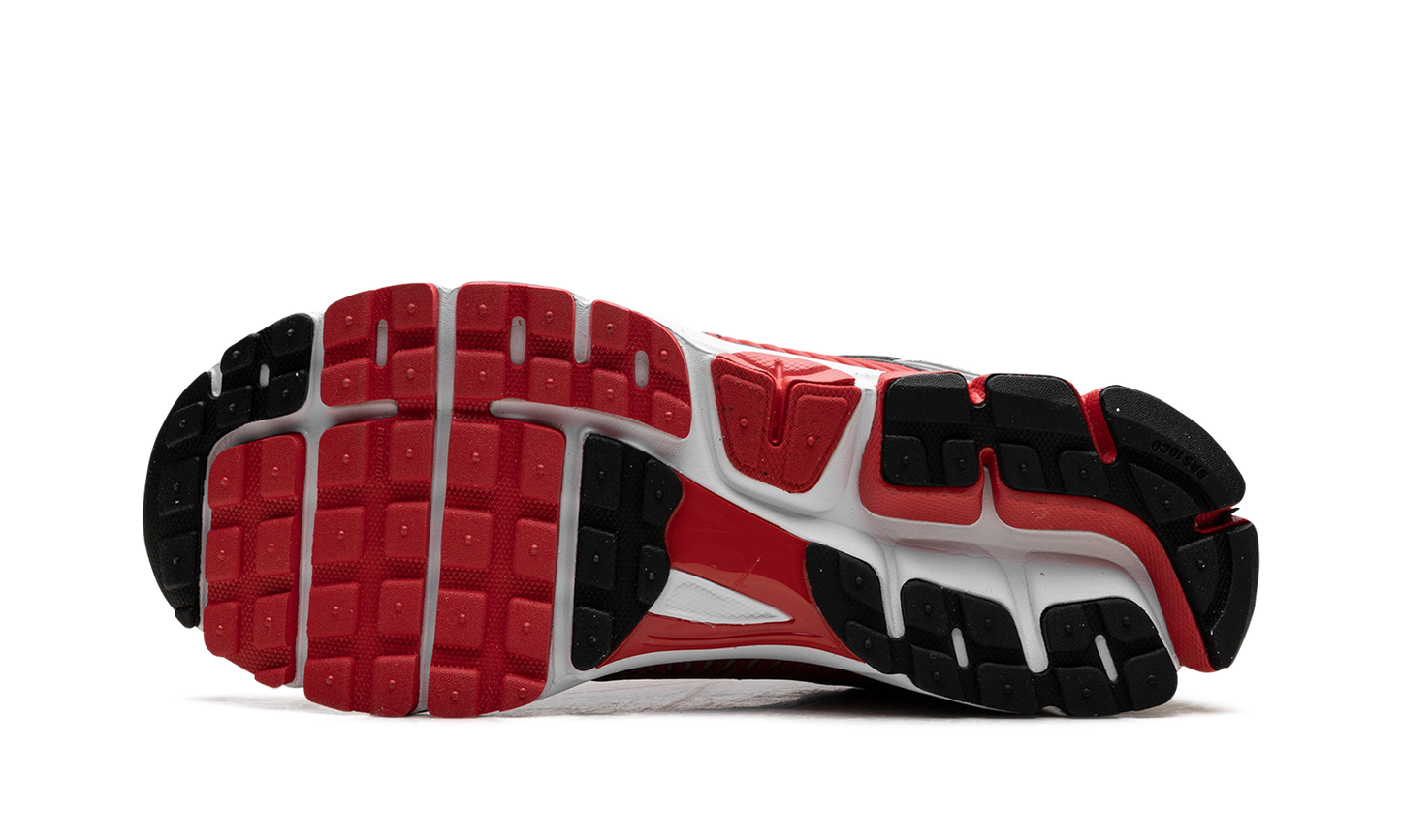 Nike Zoom Vomero 5 Metallic Silver University Red