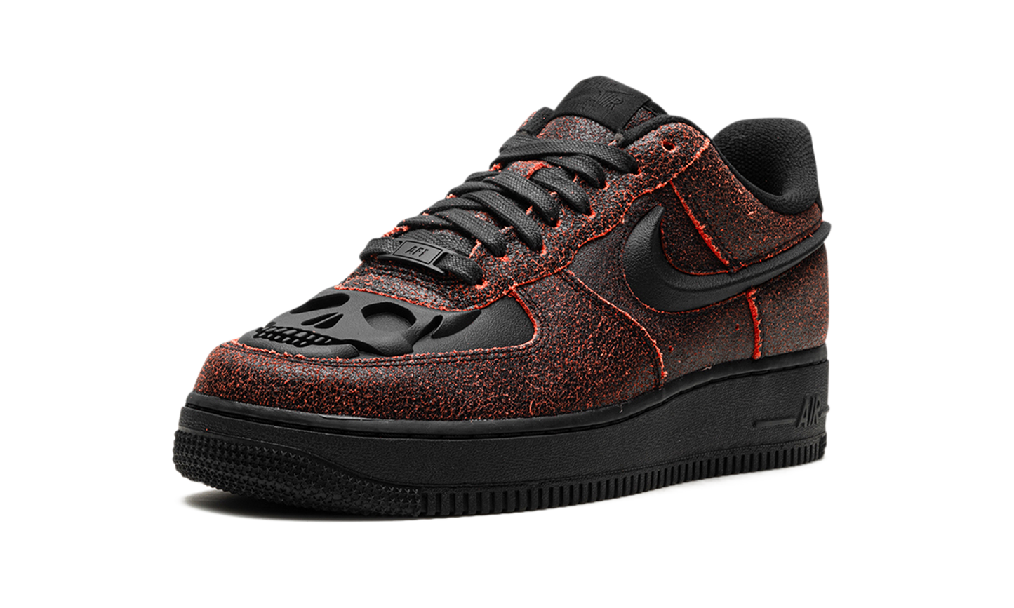 Nike Air Force 1 Low Retro QS Halloween Skull