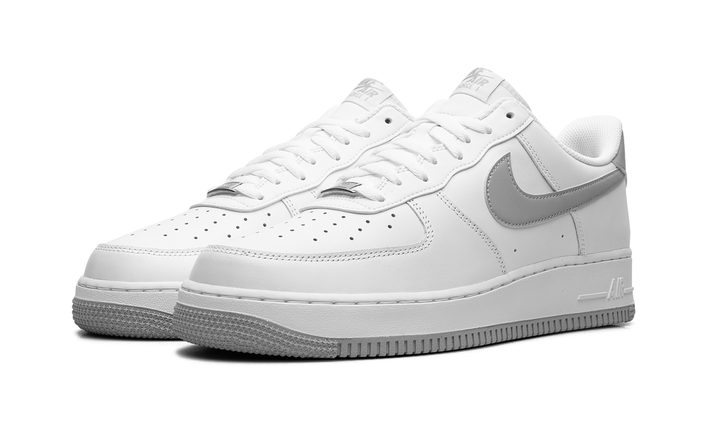 Nike Air Force 1 Low '07 White Light Smoke Grey