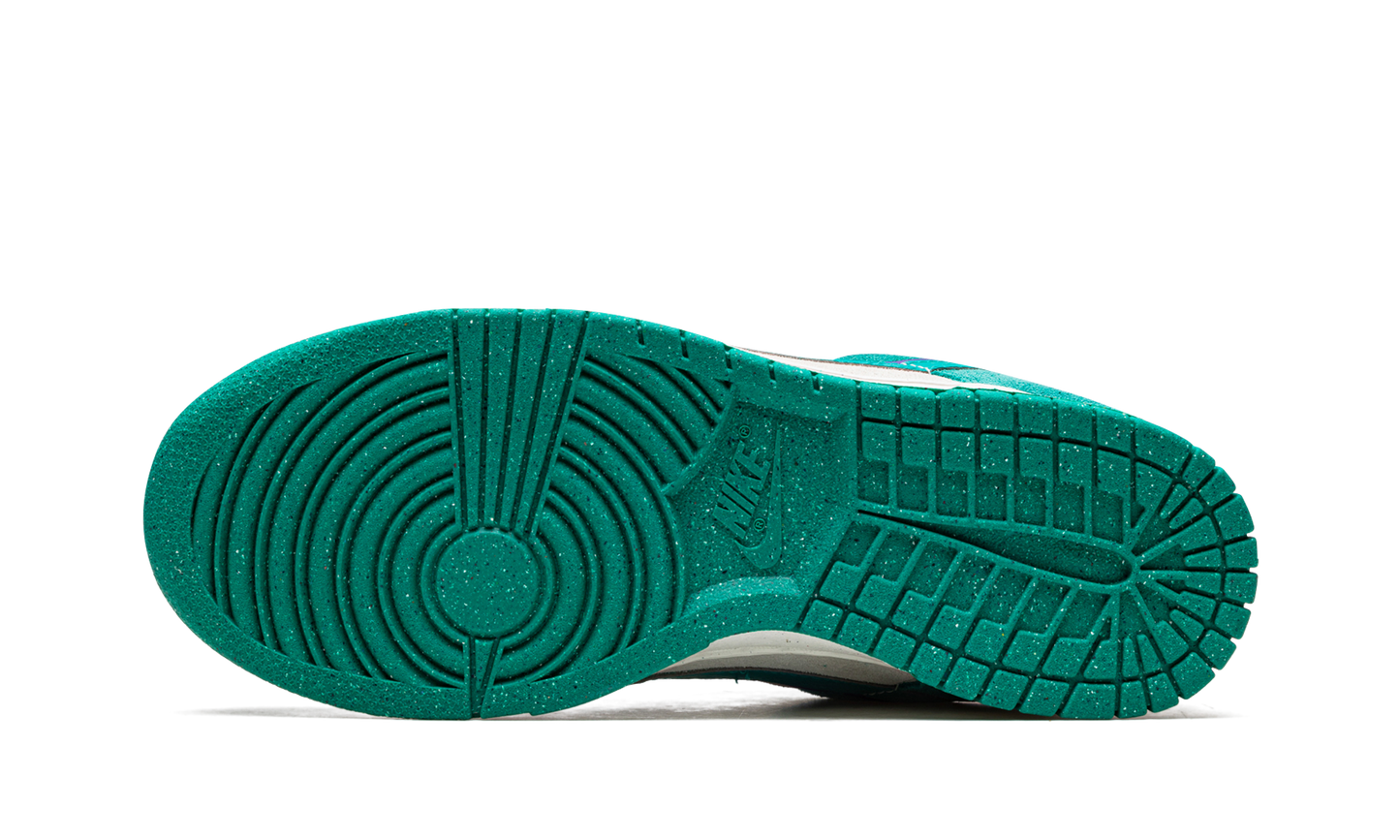 Nike Dunk Low SE 85 Neptune Green (Women's)